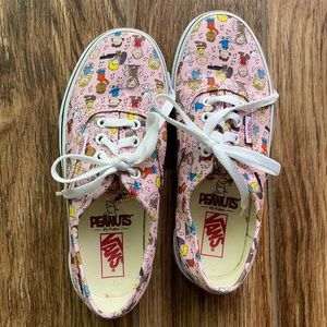 Youth Vans. Special Edition: Peanuts. Like new